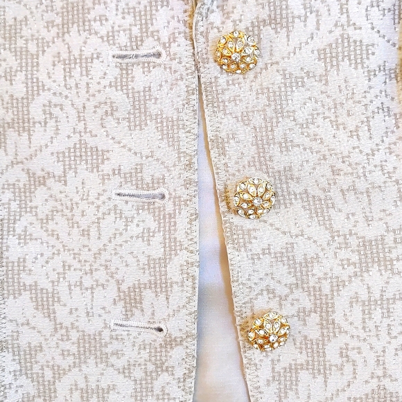 NWOT. The Limited Fully lined gold jacquard blazer with jeweled buttons. - Picture 7 of 8